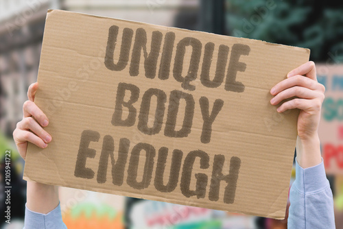 Fotografía "Unique Body Enough" Your distinct form is sufficient