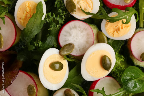 Healthy tasty salad with qu...