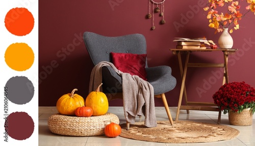 Cozy autumn living room int...