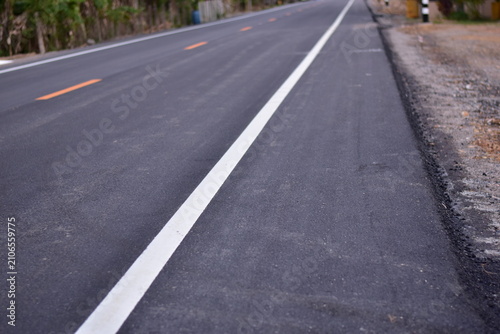 black asphalt road and white dividing lines, Asphaltic concrete road with yellow and white traffic lines, asphalt, road, surface, traffic, street, transportation, black, white, background, highway, li