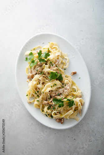 Pasta with chanterelle and parsley