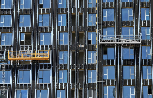 Slika na platnu Suspended Platform (ZLP) for thermal insulation works on facade