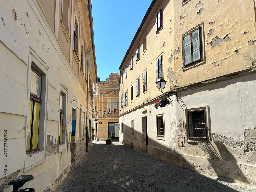 Fototapeta premium Historic architecture in the old town of Varaždin, Croatia 
