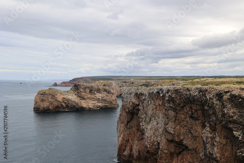 Canvastavla The steep coast of Cabo de Sao Vicente- Cap St