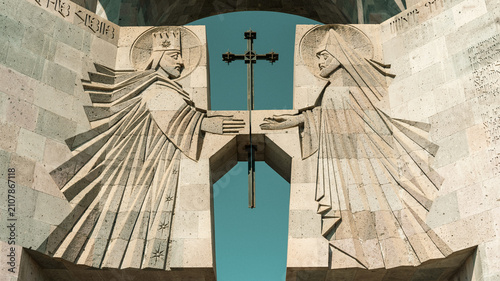 Foto Stone Carving of Gate of St