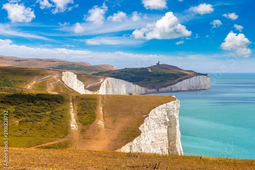 Cuadro en lienzo White Chalk Cliffs of Seven Sisters in South Downs National Park, England, UK