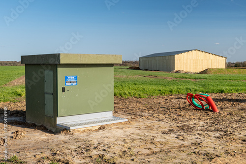 Travaux d'implantation et de raccordement d'un poste de transformation Edf destiné à alimenter un nouveau batiment agricole