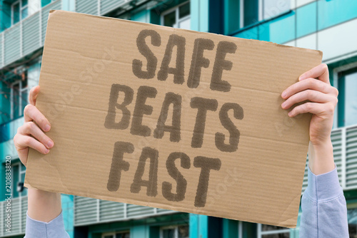Canvastavla "Safe Beats Fast" Using medication safely is more important than speed