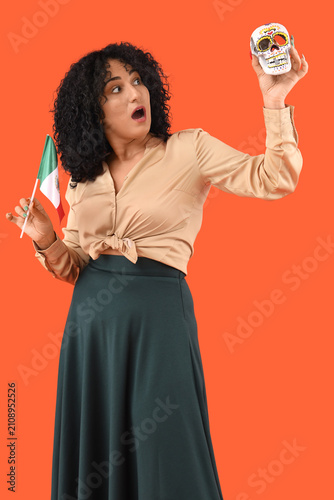 Shocked beautiful woman wit...