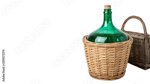 Foto Large glass carboy wine demijohn bottle in wicker basket isolated on transparent