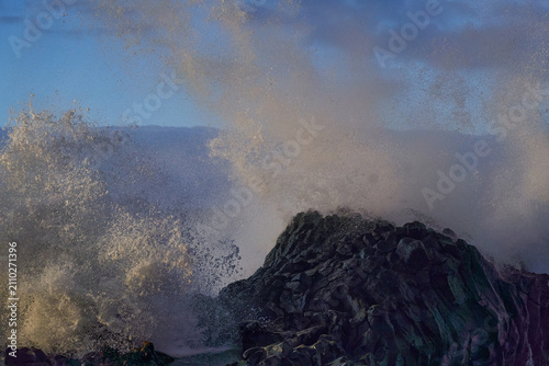 Wave detonating on the Teno coast