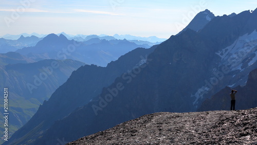 Bild auf Leinwand Views towards summits (Grandes Jorasses, Aiguilles d'Arves) from La Meije cable