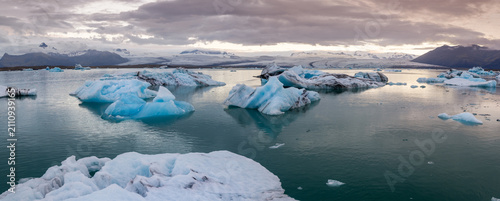 Bild auf Leinwand Aerial View of Massive Iceland Glacier and Glacial Lagoon