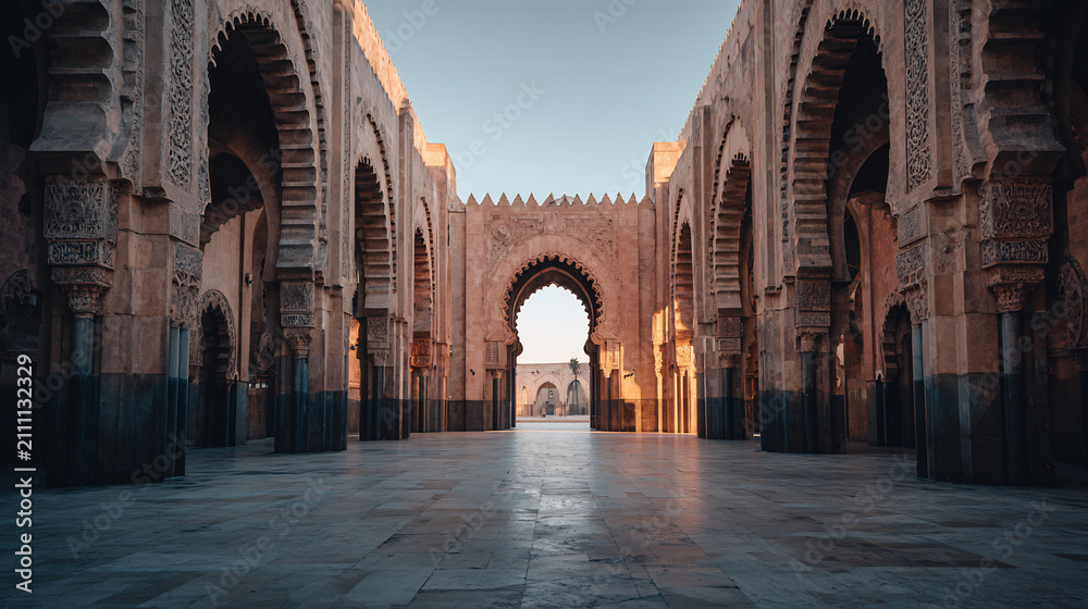 Fototapeta premium Moroccan courtyard with arches