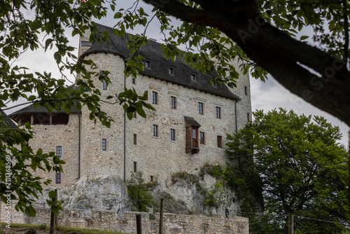 Obraz na plátně Bobolice Castle — reconstructed Gothic castle on Eagle's Nest Trail, Jura, Polan