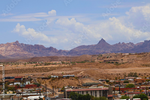 Bild auf Leinwand Bullhead City and Dramatic Cloudscape