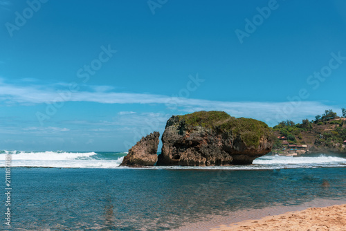 Принти на полотні Crisp blue sky meets turquoise sea