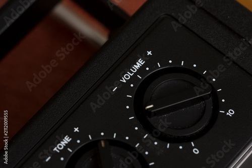 Bild auf Leinwand Volume control of an old analog radio.