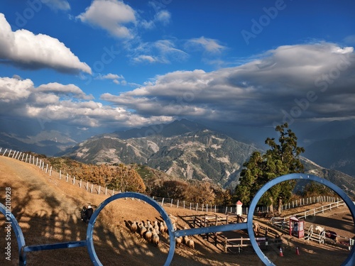 Canvas Print bicycles in the mountains