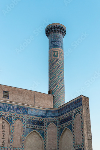 Fotografie tower or minaret of historic Gur-e-Amir madrassah, islamic architecture, Samarkand, Uzbekistan, 19