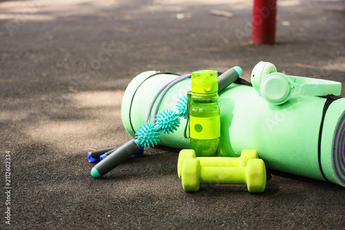Fitness equipment set with ...