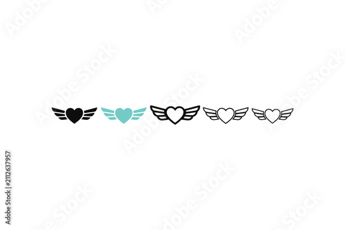 Cuadro en lienzo Heart with angel wings for romantic love and spiritual healing themes