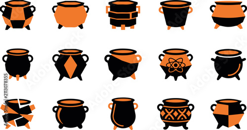 Foto Set of fifteen hand drawn ceramic pots and cauldrons with various patterns and s
