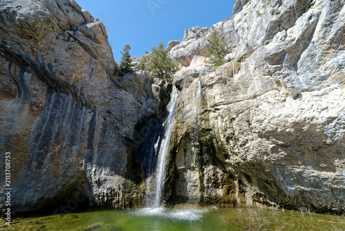 Canvastavla Nature’s Secret Sanctuary: La Fuentona Waterfall