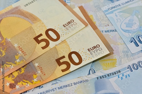 Images of banknotes from various countries. Photos of euros.