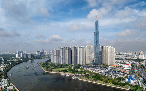 Foto Aerial view of the Saigon River skyline in Ho Chi Minh City, Vietnam