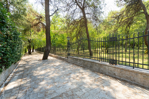 Quadro su tela Petrovic Park in Podgorica, Montenegro