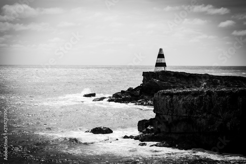 Konstfotografi Australia, the iconic Robe Obelisk standing proudly on Cape Dombey since 1855 is is a historic 12 meter-tall coastal landmark