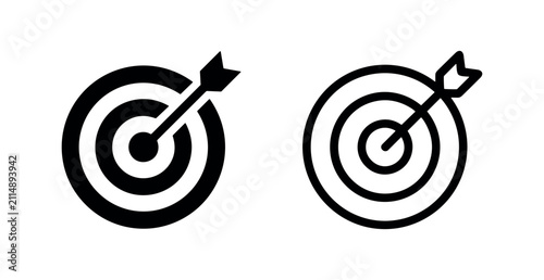 Quadro su tela Target with arrow icon for goal achievement, success, and accuracy