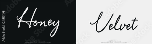 Canvastavla Honey Velvet, Script luxury wedding alphabet letters font with tails