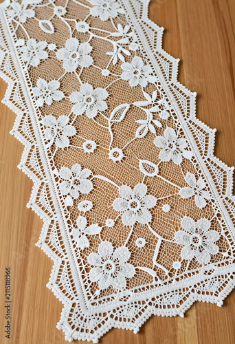 White floral lace table run...