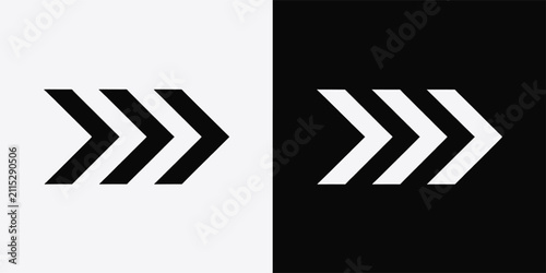 Fotografía Directional Arrows: A stark, graphic image presenting a visual duality with three black arrows pointing right on a white background and three white arrows pointing right on a black background