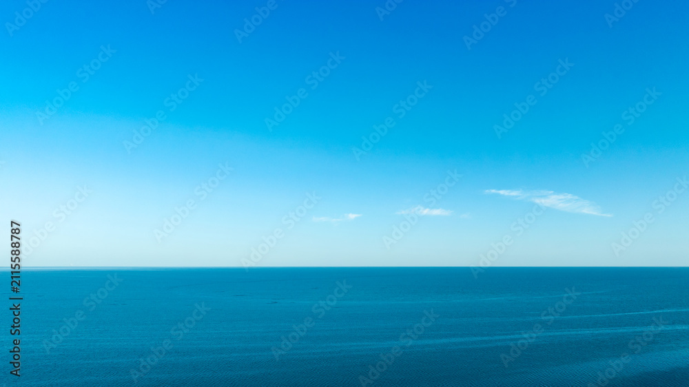 Fototapeta premium Tropical Nature ocean and summer sea water with beautiful bright sunlight. Perfect for summer vacation and travel background 
