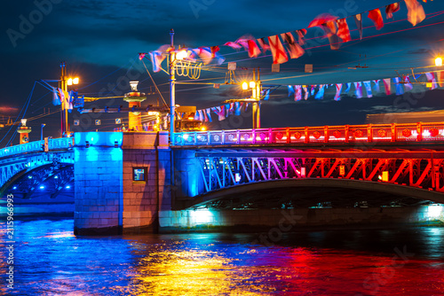 Canvas Print Palace Bridge in the colors of the Russian flag at night
