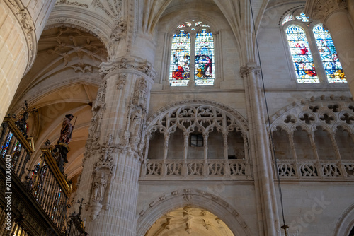 Obraz na płótnie Gothic interior with stained glass windows in Burgos Cathedral, Spain