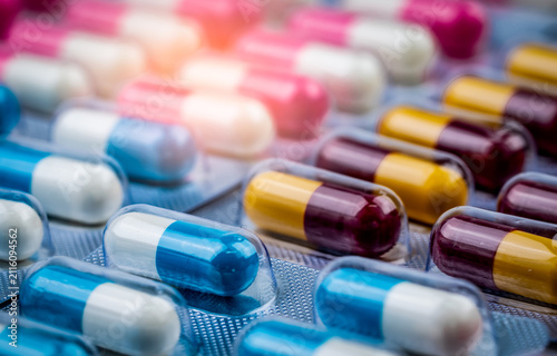 Konstfotografi Selective focus of colorful prescription capsule medication in blister packs, pharmaceutical healthcare concept for pharmacy, hospital treatment, medicine packaging and pharmaceutical industry