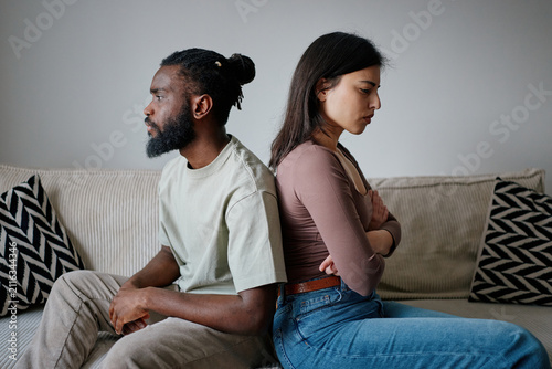 Foto Couple ignoring each other