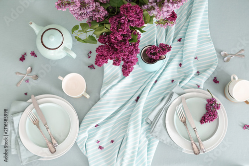 Beautiful table setting wit...