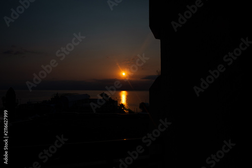 Quadro su tela Scenic Sunrise at Tiberias Waterfront Looking Across the Sea of Galilee with Sof
