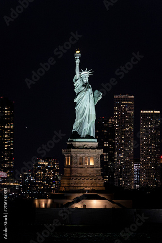 Freedom Illuminating the World 3