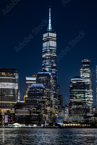 Photography One World Trade Center at night 2