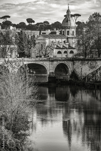 Photography Ponts à arches sur le Tibre à Rome