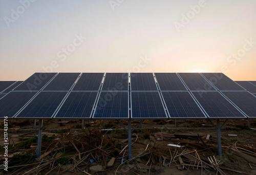 Solar panel array generatin...