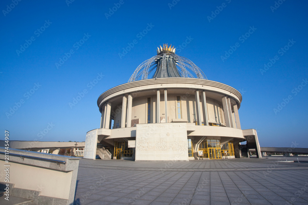 Fototapeta premium Świątynia katolicka w Toruniu, Polska, Catholic temple in Toruń, Poland