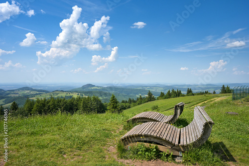 Liegebänke auf der Wasserkuppe in der Rhön
