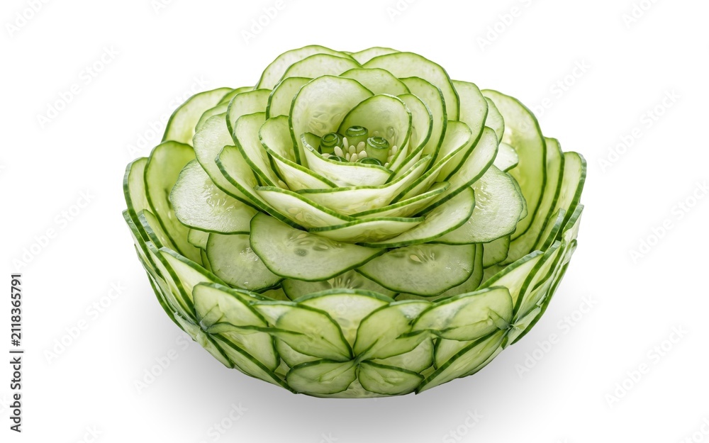 Obraz premium Elegant cucumber flower decoration for fine dining plating